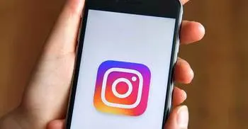 Instagram back after global outage