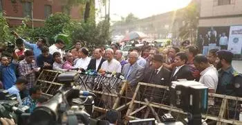 Khaleda urges top leaders to proceed with unity