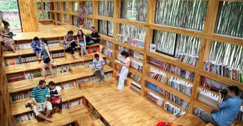 Wooden library lures bookworms
