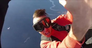 Canadian rapper dies after falling from plane