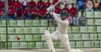 Williams guides Zimbabwe after losing four wickets