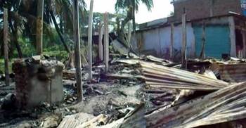 আগুনে পুড়ল ডাকঘরসহ ৮ দোকান