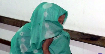 পদ্মা সেতুর ক্ষতিপূরণের চেক জালিয়াতি : নারী ইউপি সদস্য গ্রেফতার