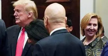 Trump under pressure from Melania to fire top aide
