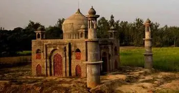 Man who built ‘mini Taj Mahal’ for wife killed in road accident