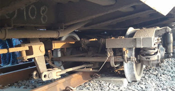 আত্রাইয়ে সাড়ে ৬ ঘণ্টা পর ট্রেন চলাচল স্বাভাবিক