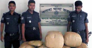 ফেলে যাওয়া প্রাইভেটকারে মিলল দুই মণ গাঁজা