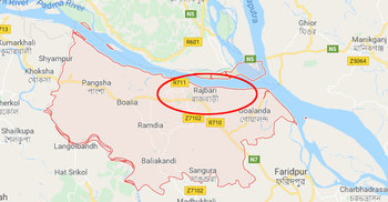 খেলতে গিয়ে নদীতে পড়ে শিশু নিখোঁজ