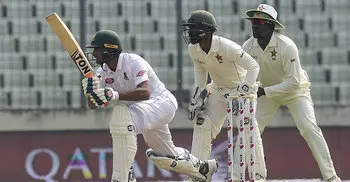 Mahmudullah, Mithun build lead after top-order collapses