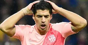 Suarez ruled out for 2 weeks as Barcelona injury crisis deepens