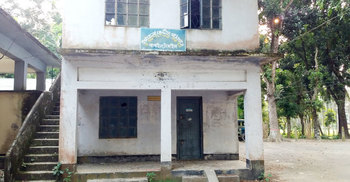 পাঠাগার এখন মুয়াজ্জিনের শয়নকক্ষ