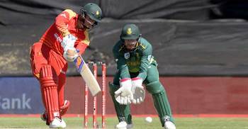 দক্ষিণ আফ্রিকাকে ২২৯ রানের লক্ষ্য দিয়েছে জিম্বাবুয়ে