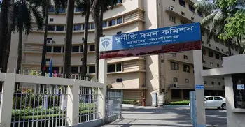 ACC arrests Pabna sub-registrar