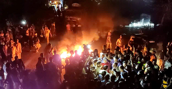 আ.লীগ-যুবলীগের দুই নেতাকে পেটালেন সাবেক ছাত্রলীগ নেতা