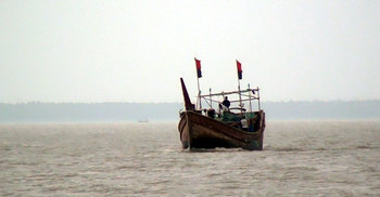 ৬৫ দিন পর সাগরে নামছেন জেলেরা