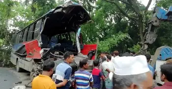 6 killed in Faridpur road accident