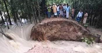 ফেনীর মুহুরী নদীর ৮ জায়গায় ভাঙন, ১৫ গ্রাম প্লাবিত