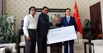 ফণীতে ক্ষতিগ্রস্তদের এক লাখ ডলার সহায়তা চীন রেড ক্রস সোসাইটির