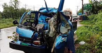 3 killed as pick-up van hits crippled covered van