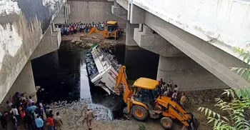 29 dead as bus falls off Yamuna Expressway near Delhi