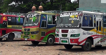 ঝালকাঠির ১৬ রুটে বাস চলাচল বন্ধ