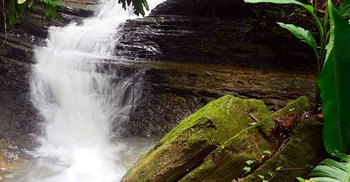 স্রোত টেনে নিয়ে গেল গ্রাম পুলিশকে