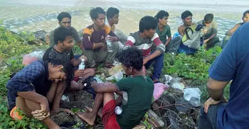 Second group of Rohingya Muslims found on Malaysian beach