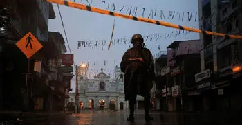 Sri Lankans urged to avoid mosques, churches