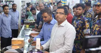 Fake cosmetics found at Almas, Mustafa Mart