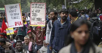Modi facing urgent economic challenges after win