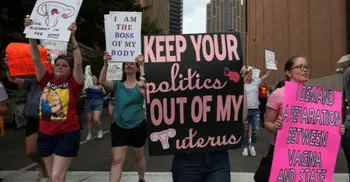 US prosecutors not to enforce strict abortion laws