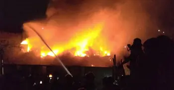 Eight ‘jhut’ warehouses, four houses gutted in Gazipur fire