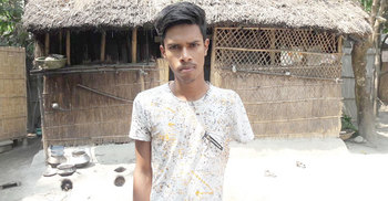 বেরোবি শিক্ষার্থী প্রতিবন্ধী এরশাদের করুণ অবস্থা