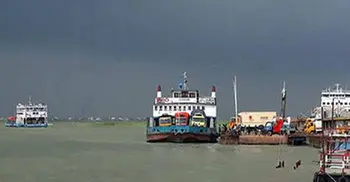 Launch, speed boat services suspended at Mawa, Kathalbari
