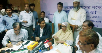 নৌযান শ্রমিকদের ধর্মঘট স্থগিত