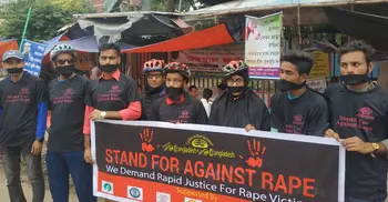 Rally and human chain seek rapist punishment on public place