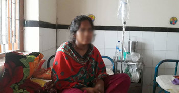 গোসলের সময় প্রবাসীর স্ত্রীর ওপর অ্যাসিড নিক্ষেপ