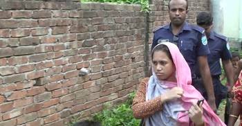 প্রতিবেশী তরুণীকে ধর্ষকের হাতে তুলে দিলেন গৃহবধূ