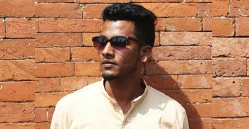 ট্রাকচাপায় আবৃত্তি শিল্পী নিহত