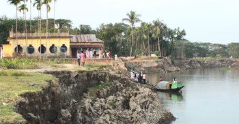 সুরমা-কুশিয়ারার ভাঙনে বিলীন হচ্ছে গ্রামের পর গ্রাম