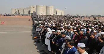 Syed Ashraf’s first namaz-e-janaza held