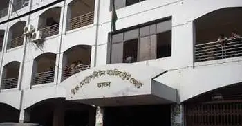 Probe reports in 4 cases over DU violence on April 29