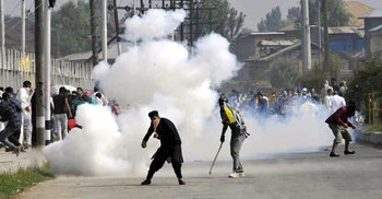 কাশ্মীর ইস্যুতে শক্তিধর দেশগুলো কী চায়?