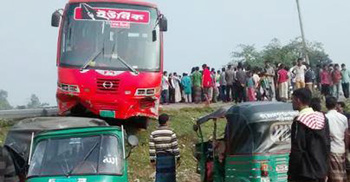 মুয়াজ্জিনকে চাপা দিল ইউনিক পরিবহন