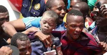 10 killed in Nigeria school building collapse