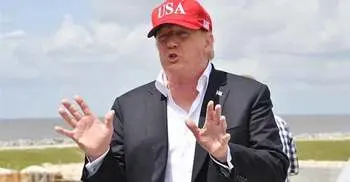 Trump threatens to close border with Mexico next week