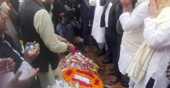 Syed Ashraf buried at Banani graveyard
