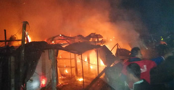 বেগমগঞ্জে আগুনে ৭টি দোকান পুড়ে ছাই