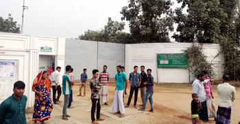 হা-মীম কারখানায় মাটিচাপায় ২ শ্রমিক নিহত