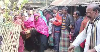 ঘরে স্ত্রীর মরদেহ, স্বামী পলাতক